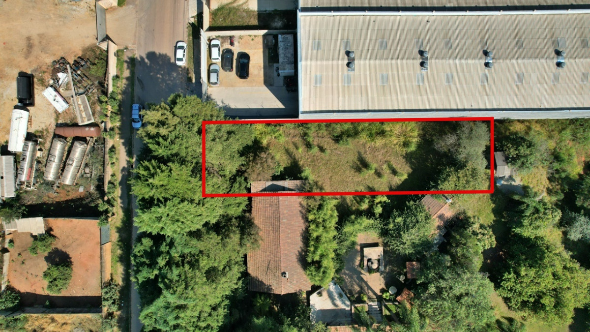 Lote 1 - 50% do terreno na rua amalia strapasson de souza, colombo