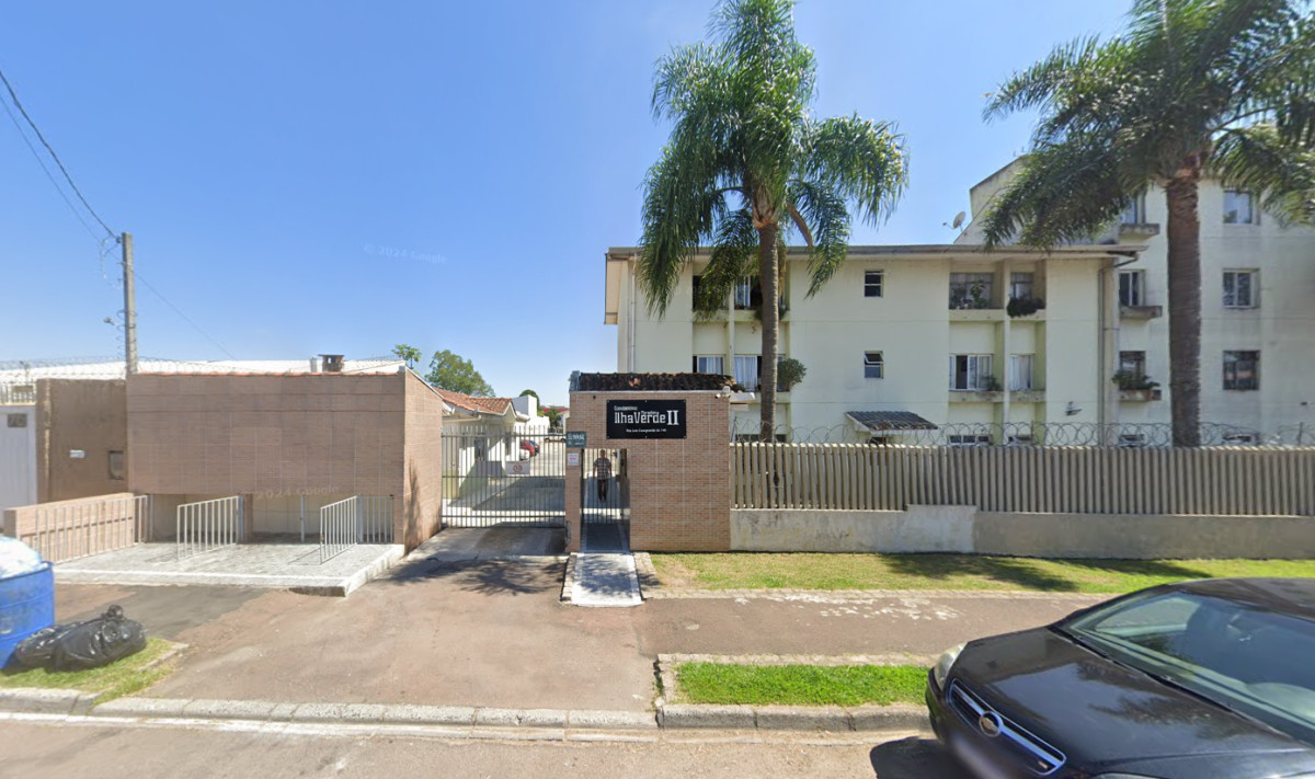 Apartamento No Conjunto Residencial Moradias Ilha Verde Ii, Cic